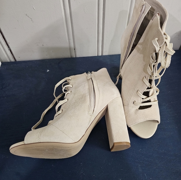 Sam Edleman lace up boots - Picture 4 of 9